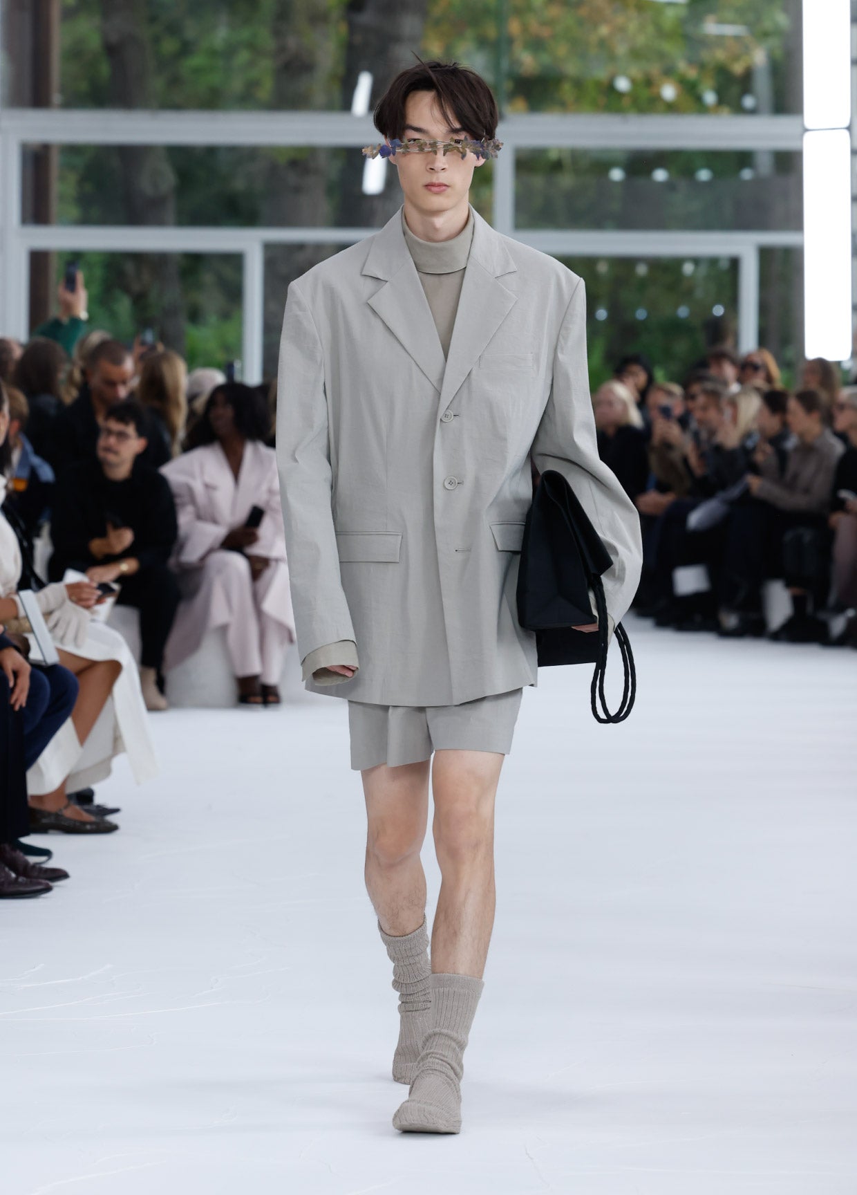 ISSEY MIYAKE SPRING SUMMER 2025 COLLECTIONS 13