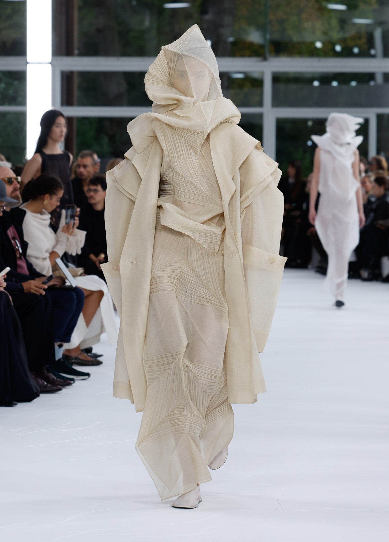 ISSEY MIYAKE SPRING SUMMER 2025 COLLECTIONS 44