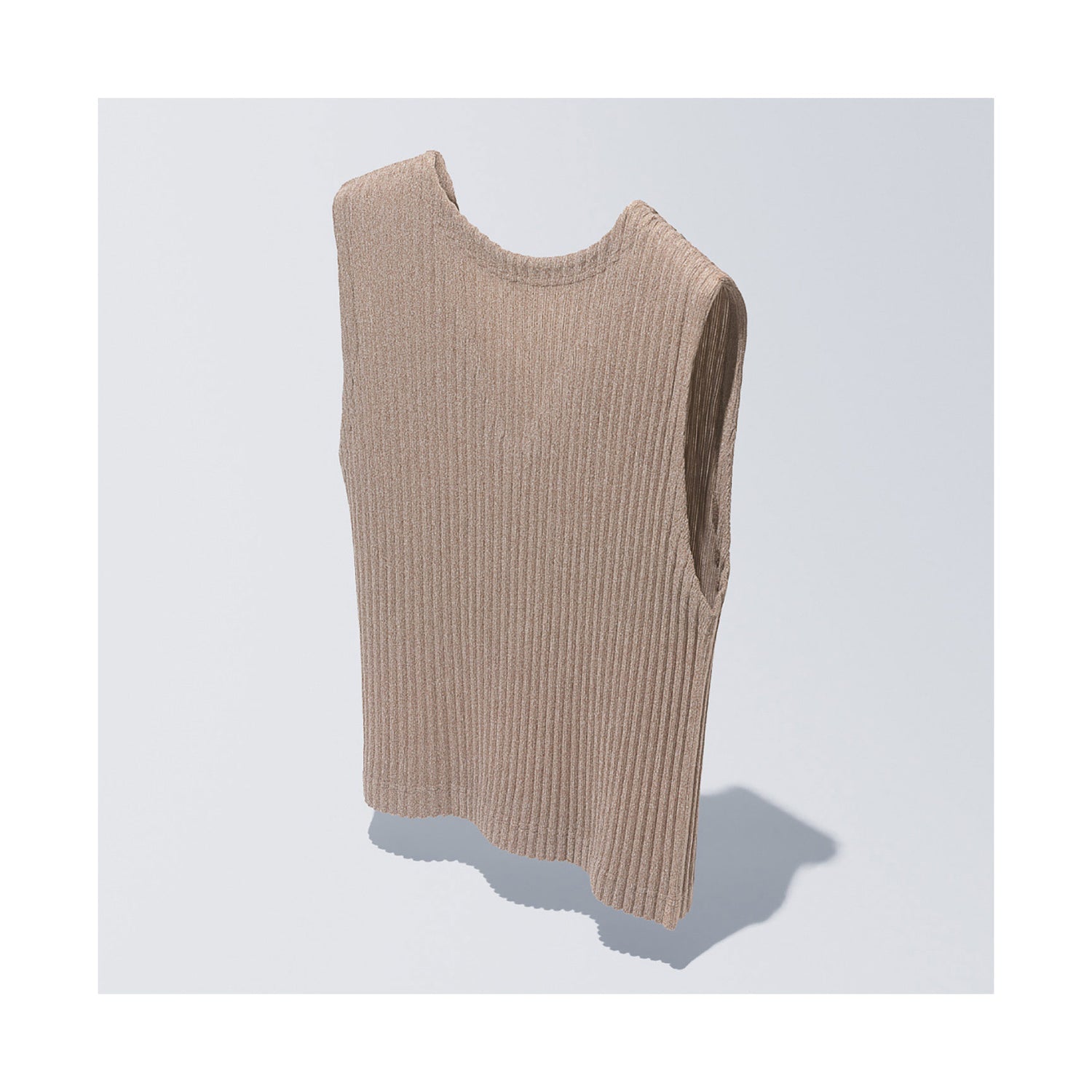 me ISSEY MIYAKE CATALOGUE AW25 24