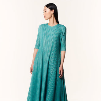 MELLOW PLEATS