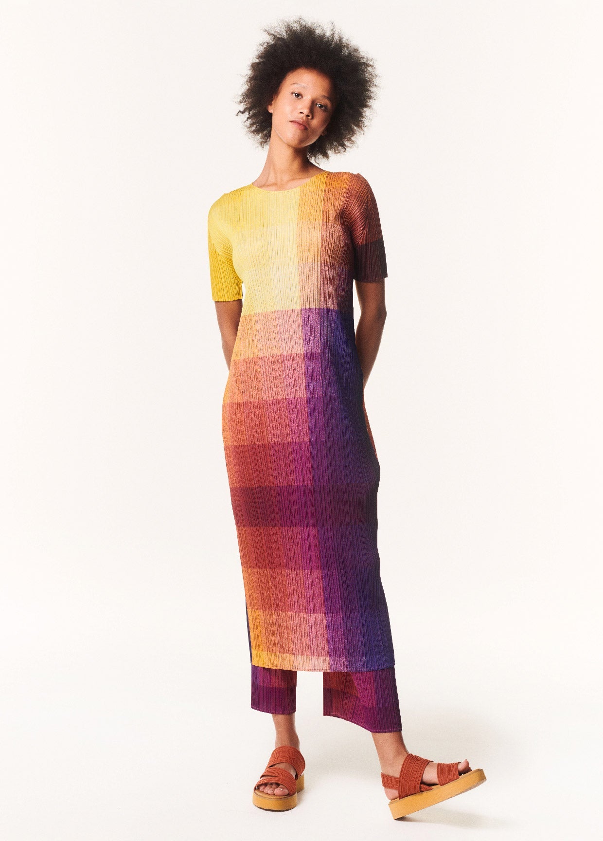 PLEATS PLEASE ISSEY MIYAKE LOOK 20