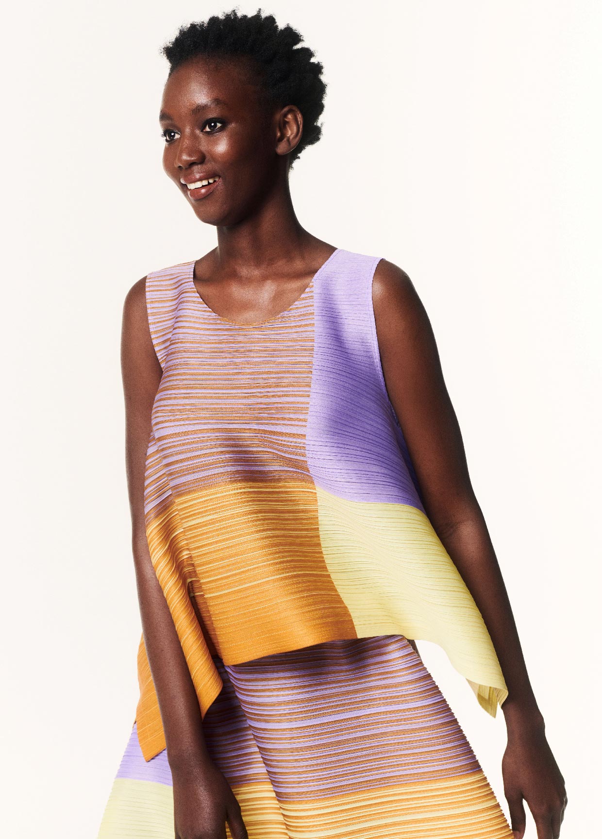 PLEATS PLEASE ISSEY MIYAKE LOOK 25
