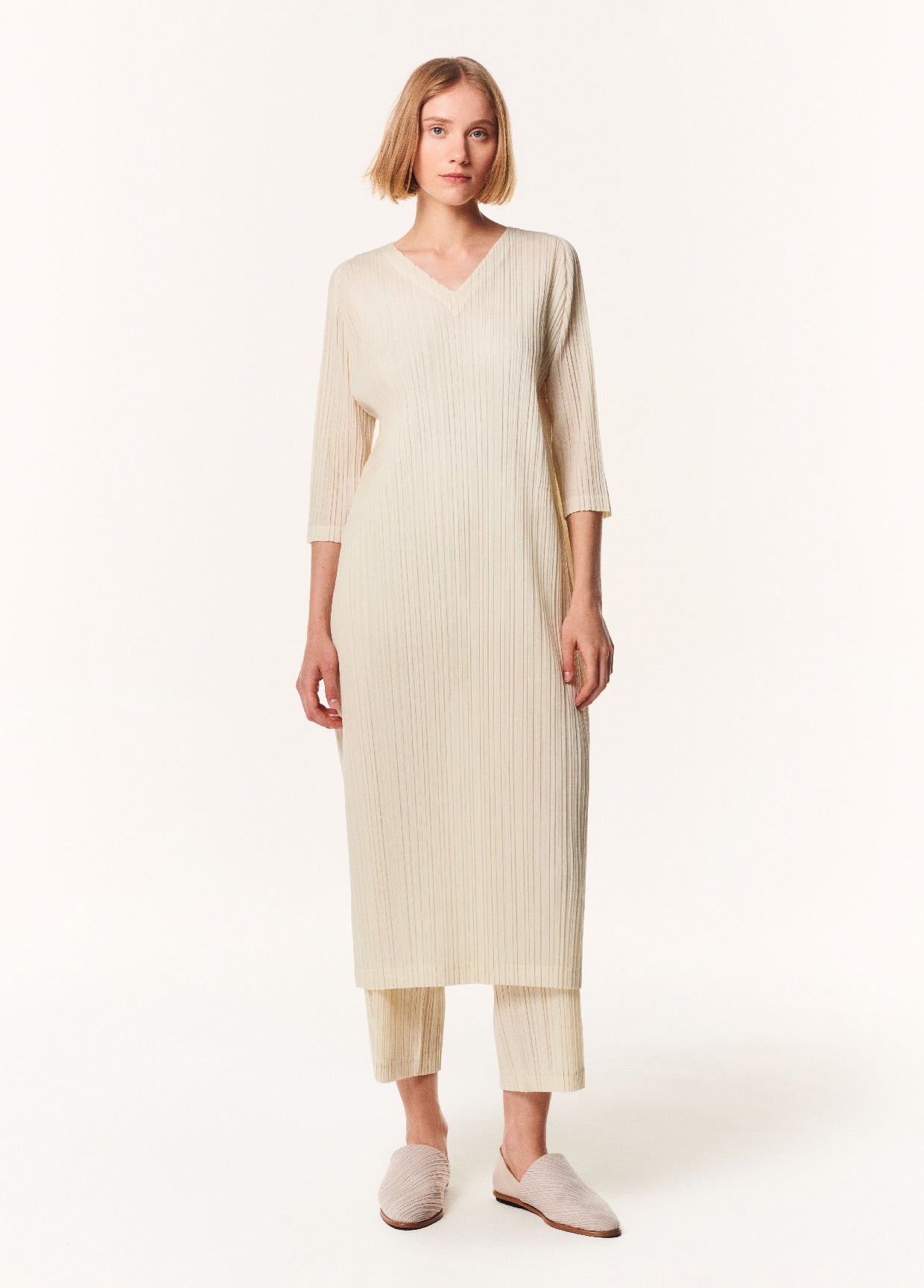 PLEATS PLEASE ISSEY MIYAKE LOOK 27