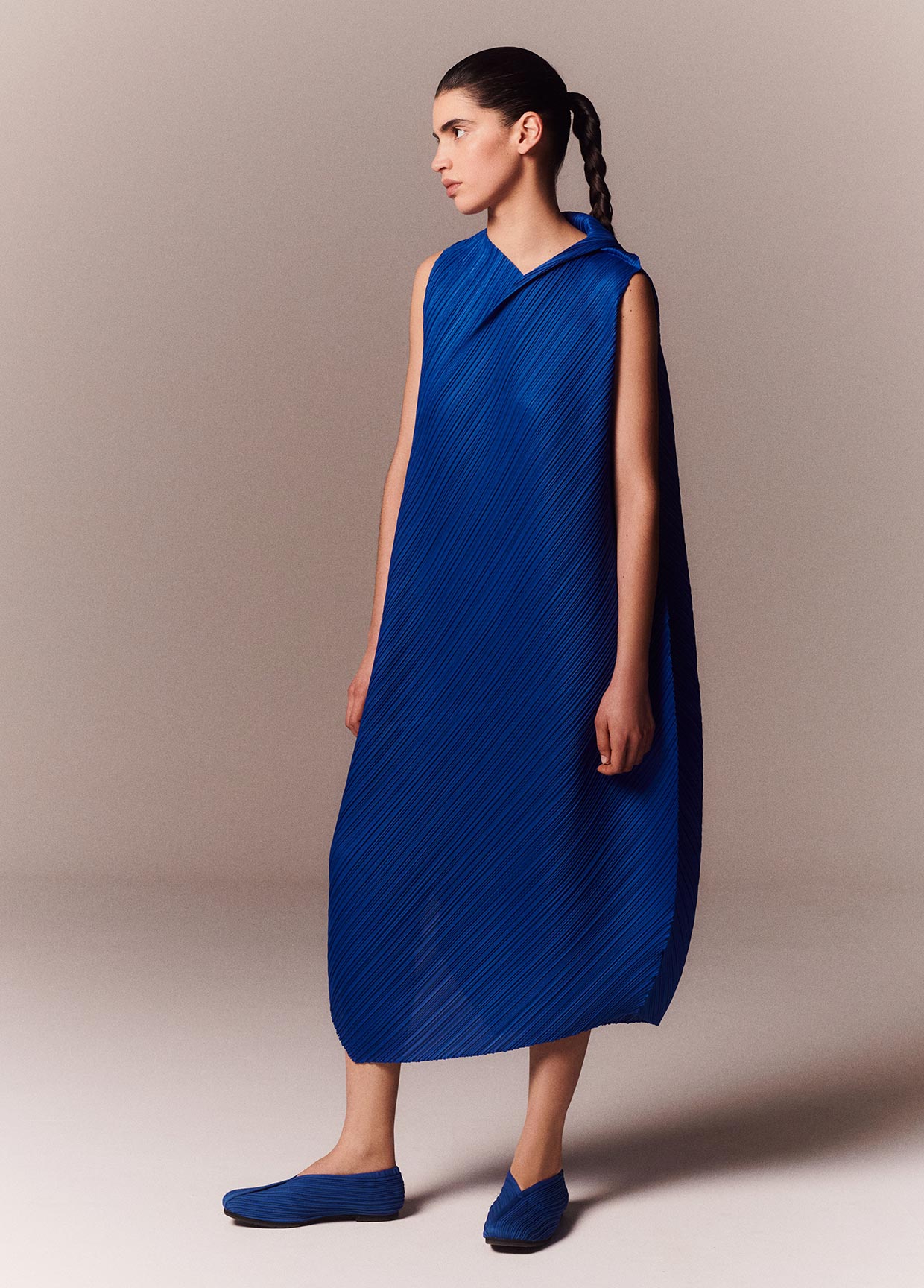 PLEATS PLEASE ISSEY MIYAKE LOOK 13