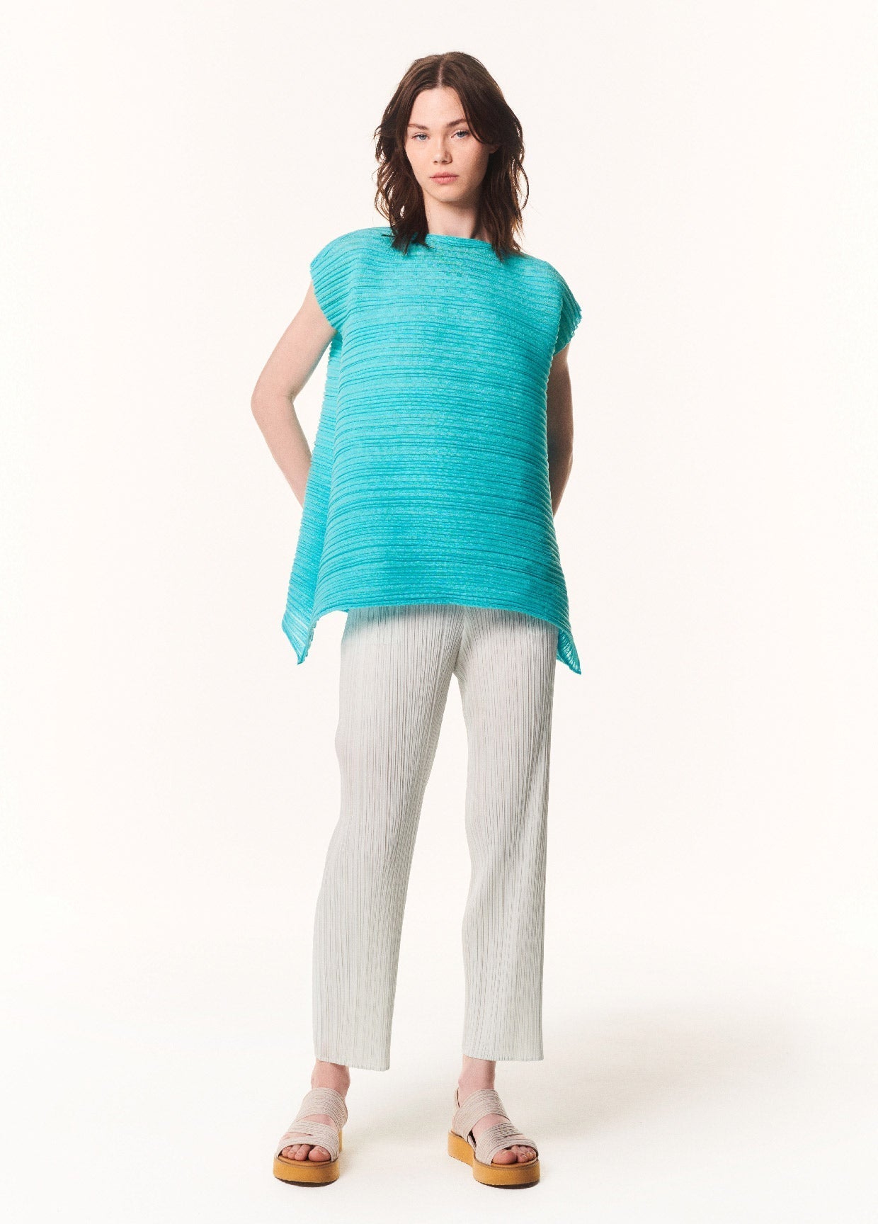 PLEATS PLEASE ISSEY MIYAKE LOOK 36