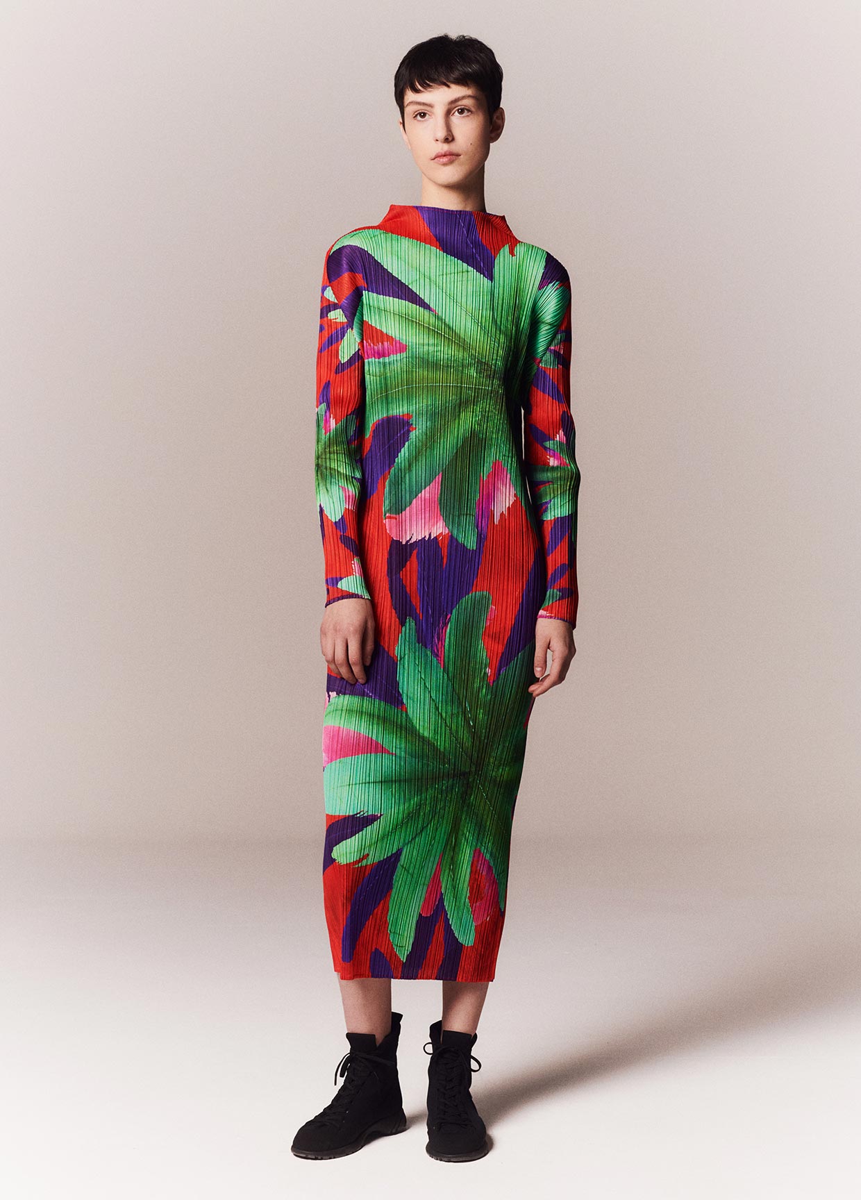 PLEATS PLEASE ISSEY MIYAKE LOOK 38