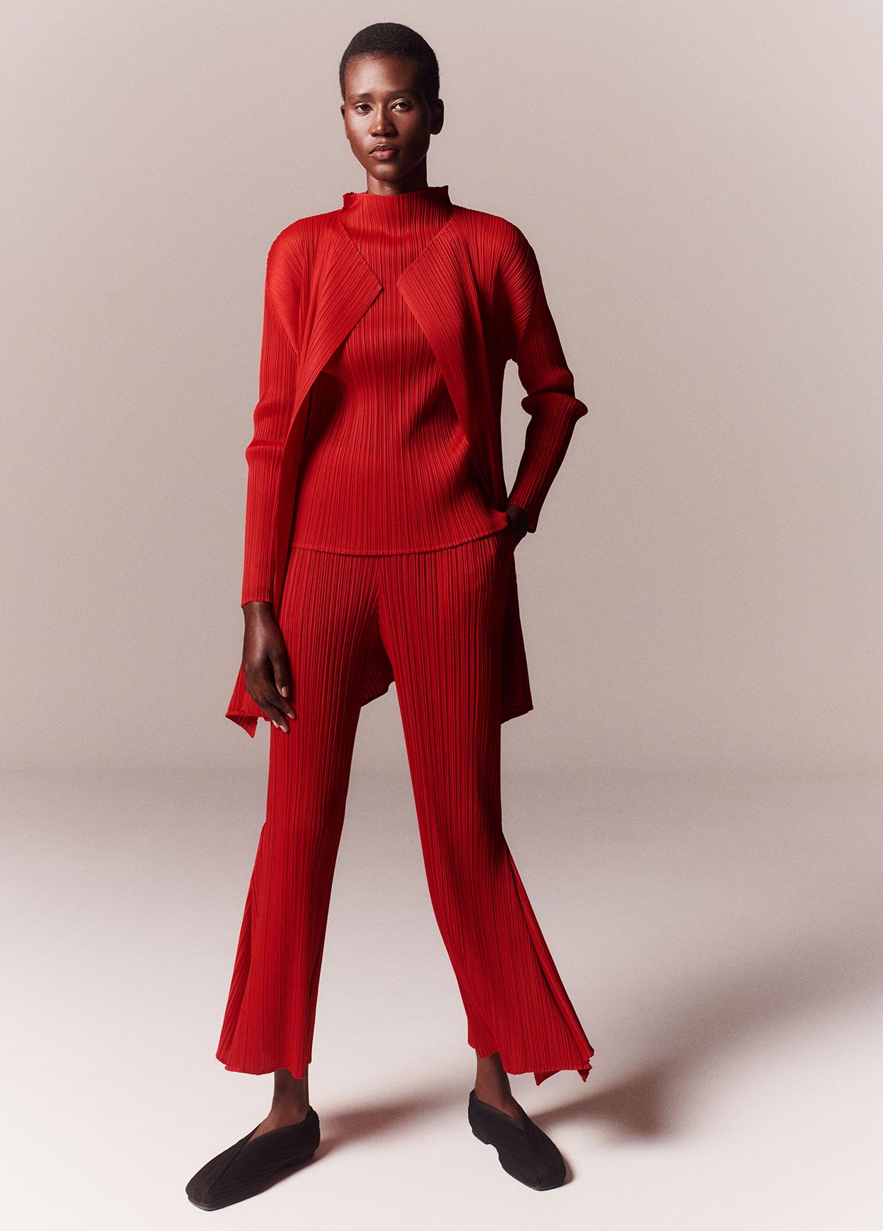 PLEATS PLEASE ISSEY MIYAKE LOOK 43