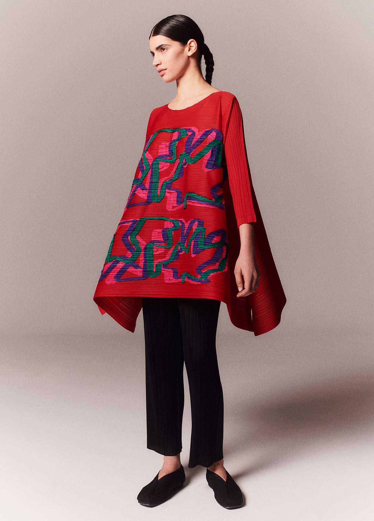 PLEATS PLEASE ISSEY MIYAKE LOOK 44