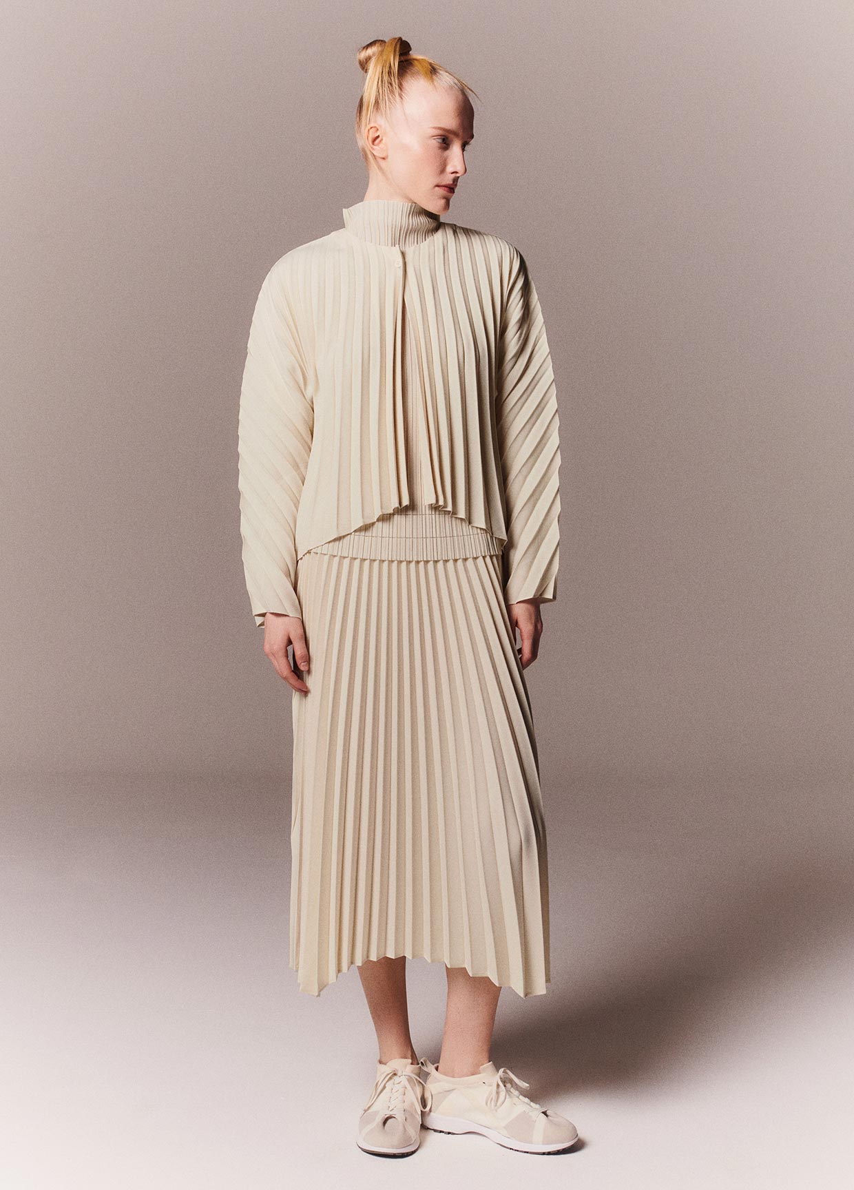 PLEATS PLEASE ISSEY MIYAKE LOOK 35