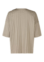 A detail shot of the A-POC ABLE ISSEY MIYAKE TYPE W 007 2 top.