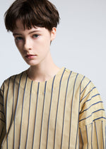 A model wears the A-POC ABLE ISSEY MIYAKE TYPE W 007 1 shirt.