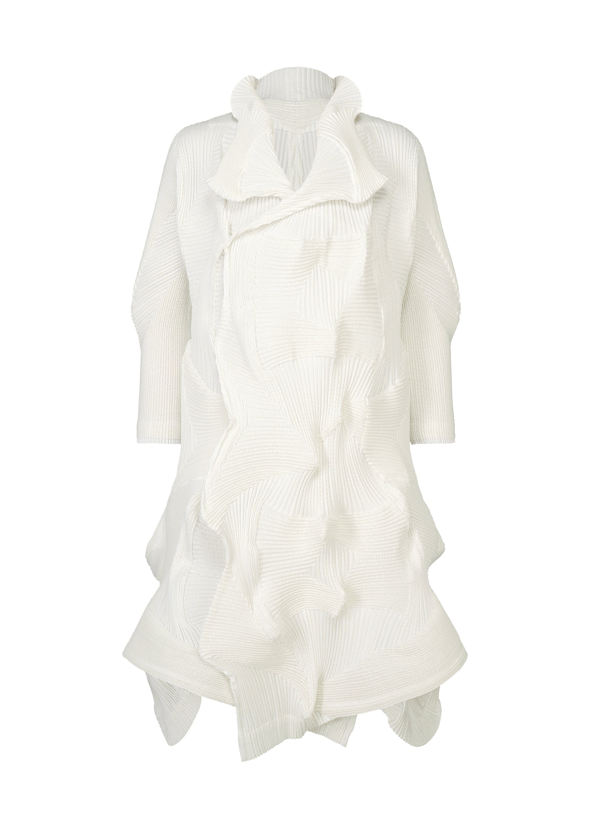 A product shot of the A-POC ABLE ISSEY MIYAKE TYPE O 020 coat in white (01).