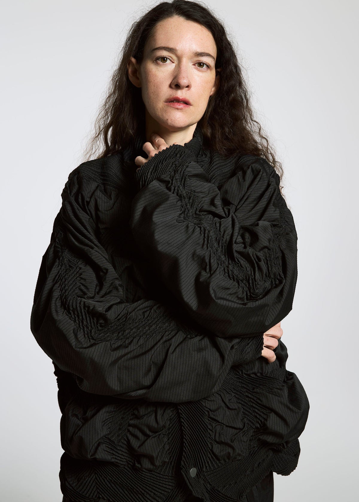 A model wears the A-POC ABLE ISSEY MIYAKE TYPE O 021 jacket.