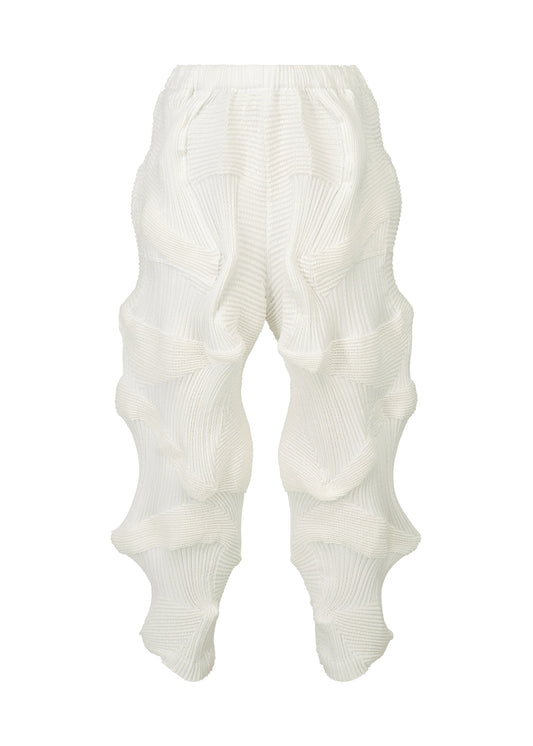 A product shot of the A-POC ABLE ISSEY MIYAKE TYPE O 020 trousers in white (01).