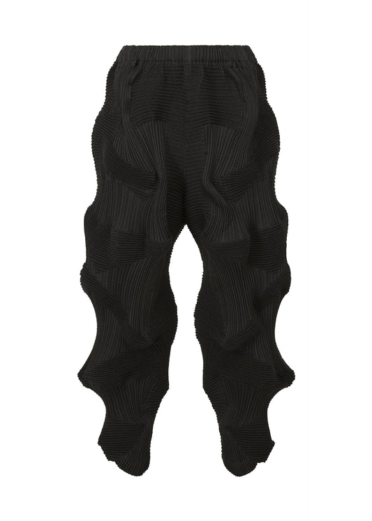 A product shot of the A-POC ABLE ISSEY MIYAKE TYPE O 020 trousers in black (15).