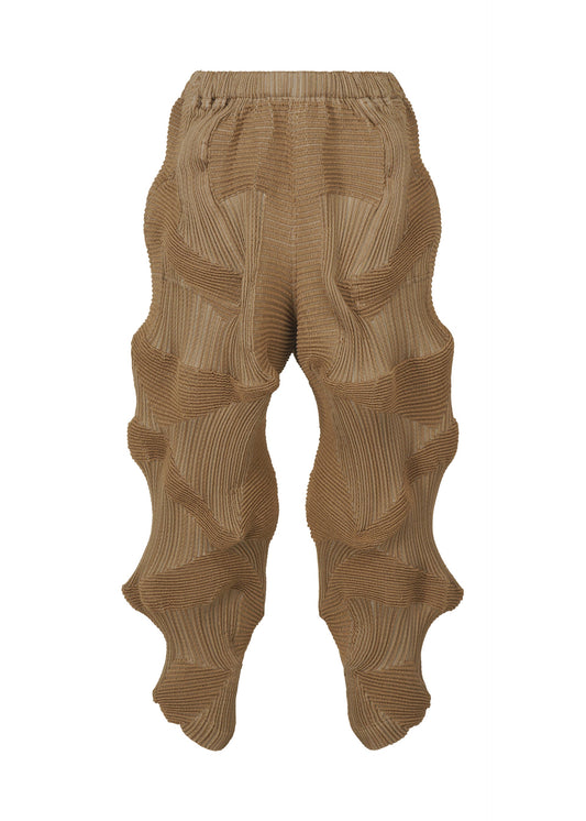 A product shot of the A-POC ABLE ISSEY MIYAKE TYPE O 020 trousers in beige (41).