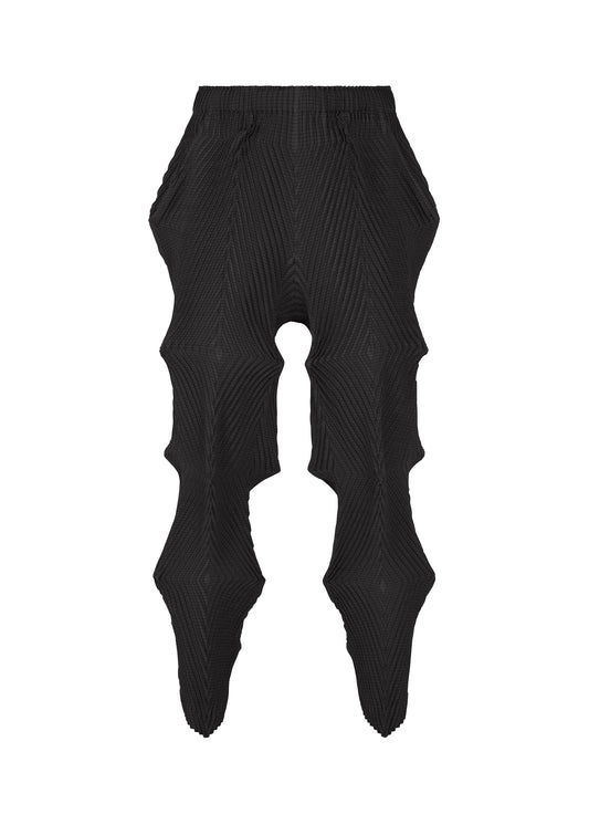 A product shot of the A-POC ABLE ISSEY MIYAKE TYPE O 007 trousers in black (15).