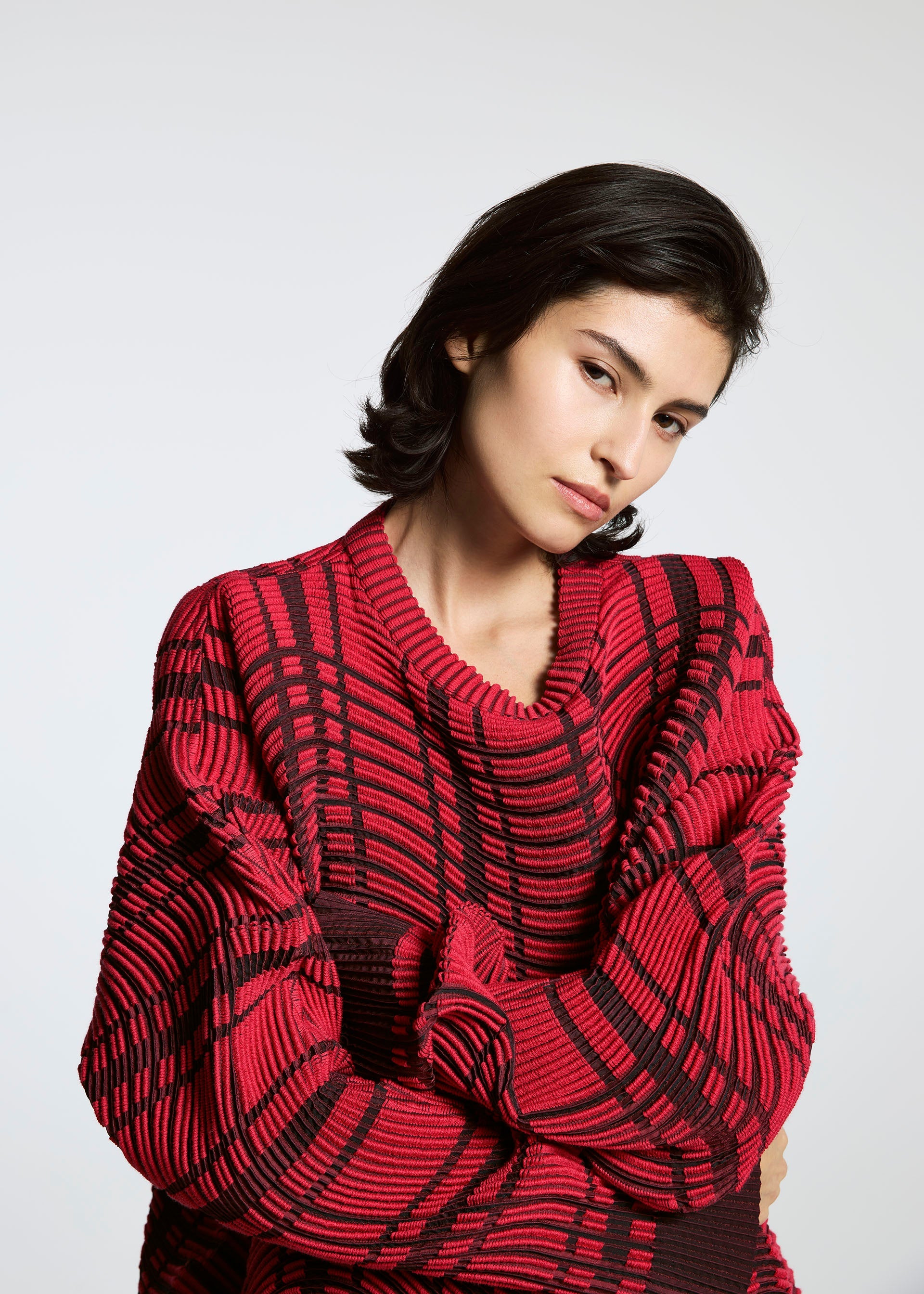 TYPE-W 010 Top Black – The official ISSEY MIYAKE ONLINE STORE