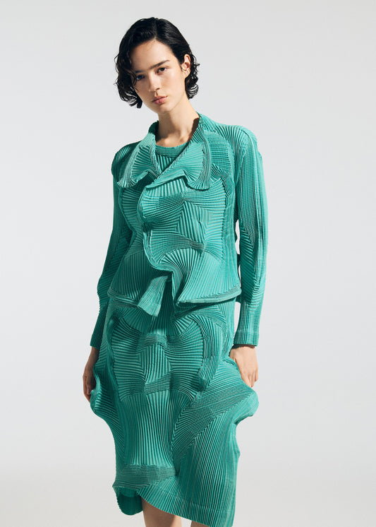A model wears the A-POC ABLE ISSEY MIYAKE TYPE O 003 jacket.