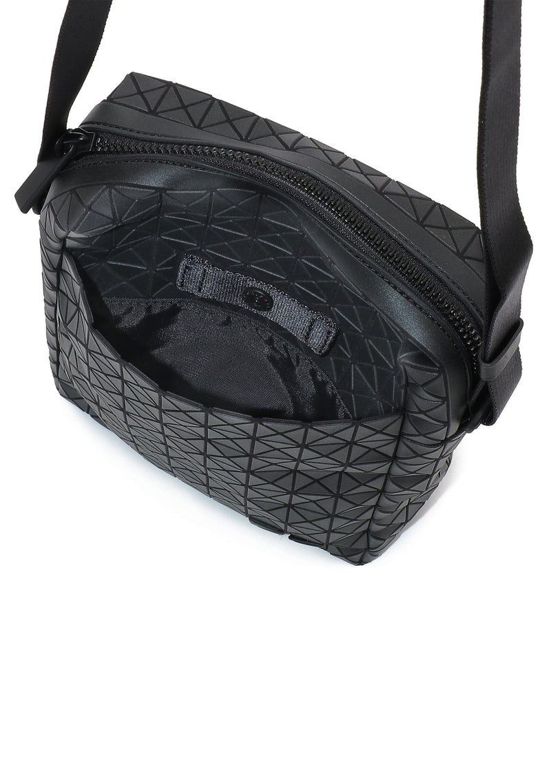 VOYAGER Shoulder Bag Matte Black