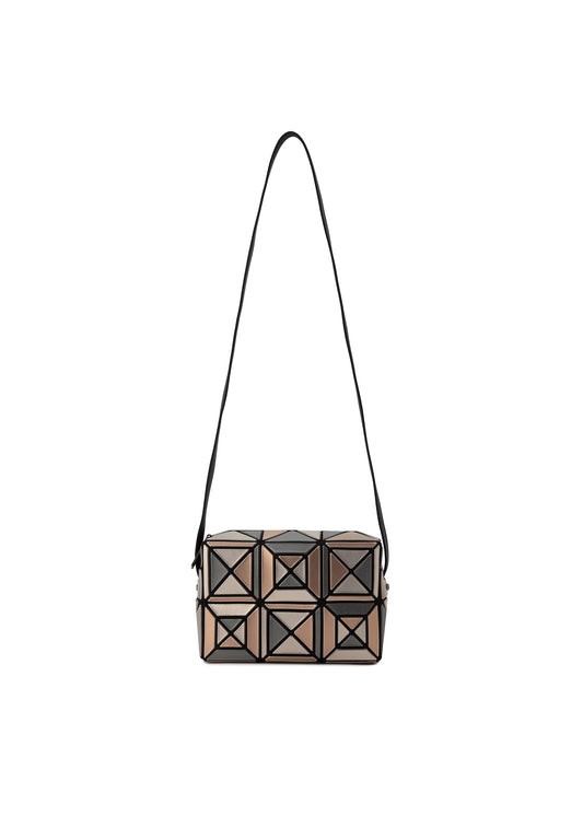 A product shot of the BAO BAO ISSEY MIYAKE ENSEMBLE shoulder bag in brown mix (48).