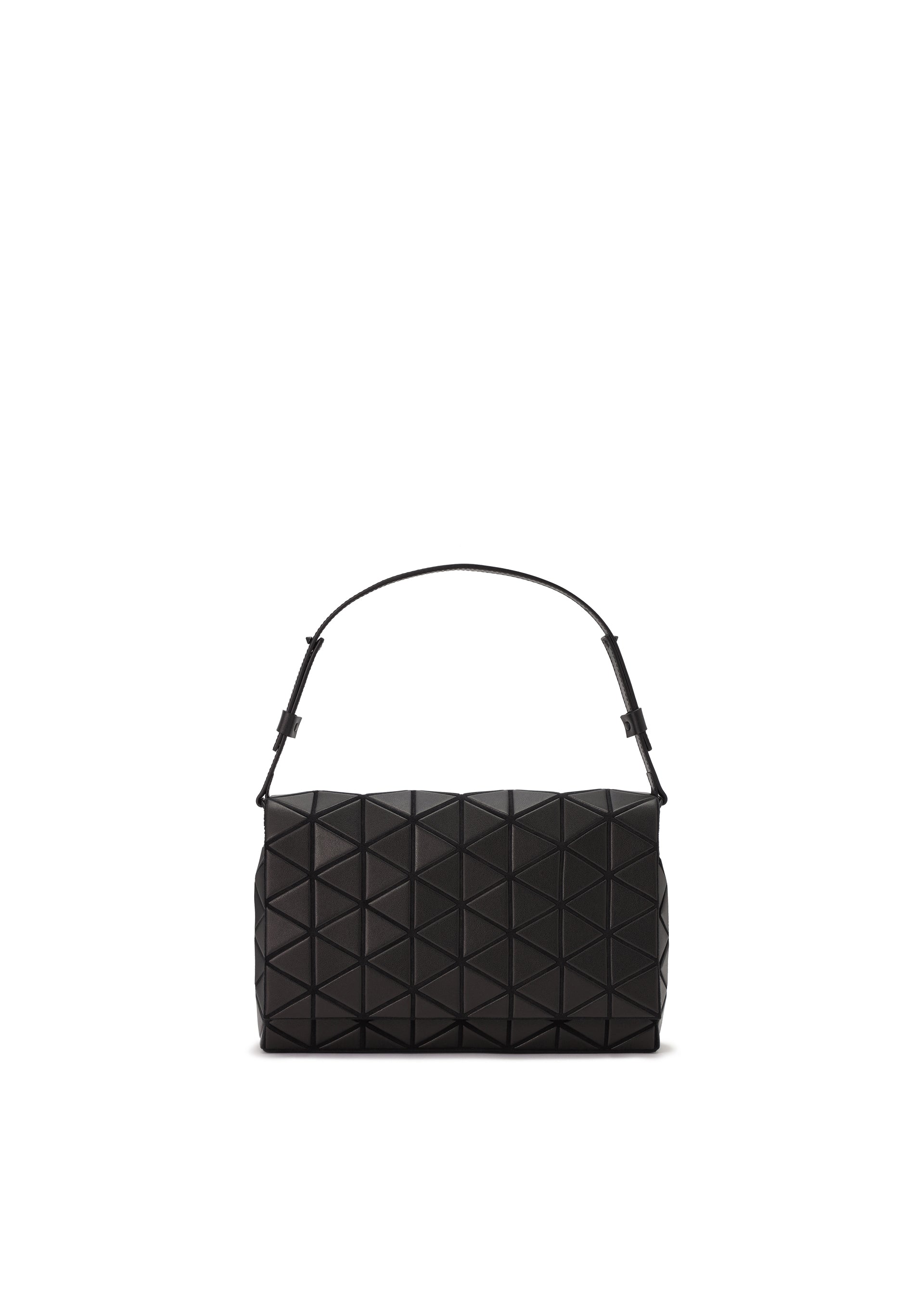 A product shot of the BAO BAO ISSEY MIYAKE FOSSETTE shoulder bag in matte black (16).