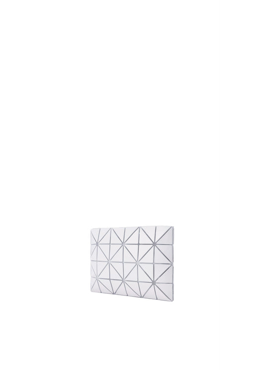 A detail shot of the BAO BAO ISSEY MIYAKE LUCENT ONE TONE pouch.