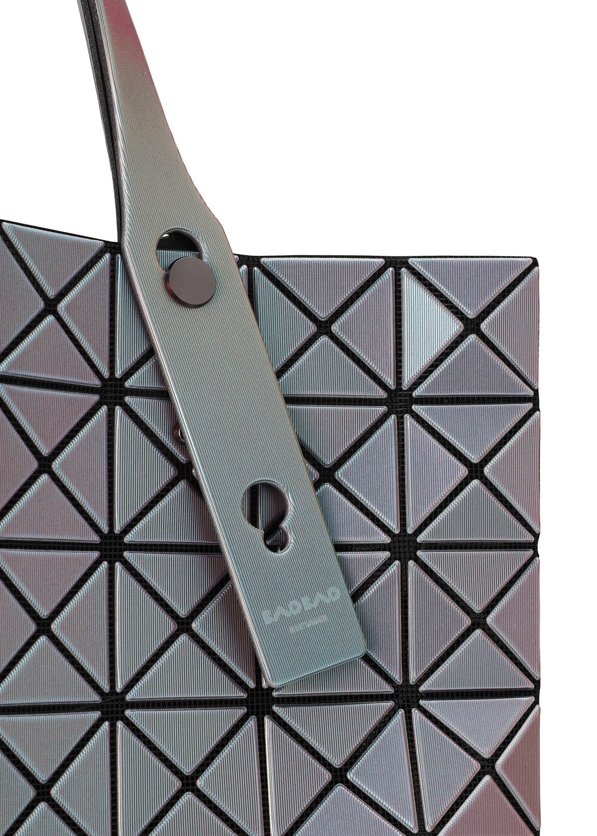 A detail shot of the BAO BAO ISSEY MIYAKE ILLUSION tote.