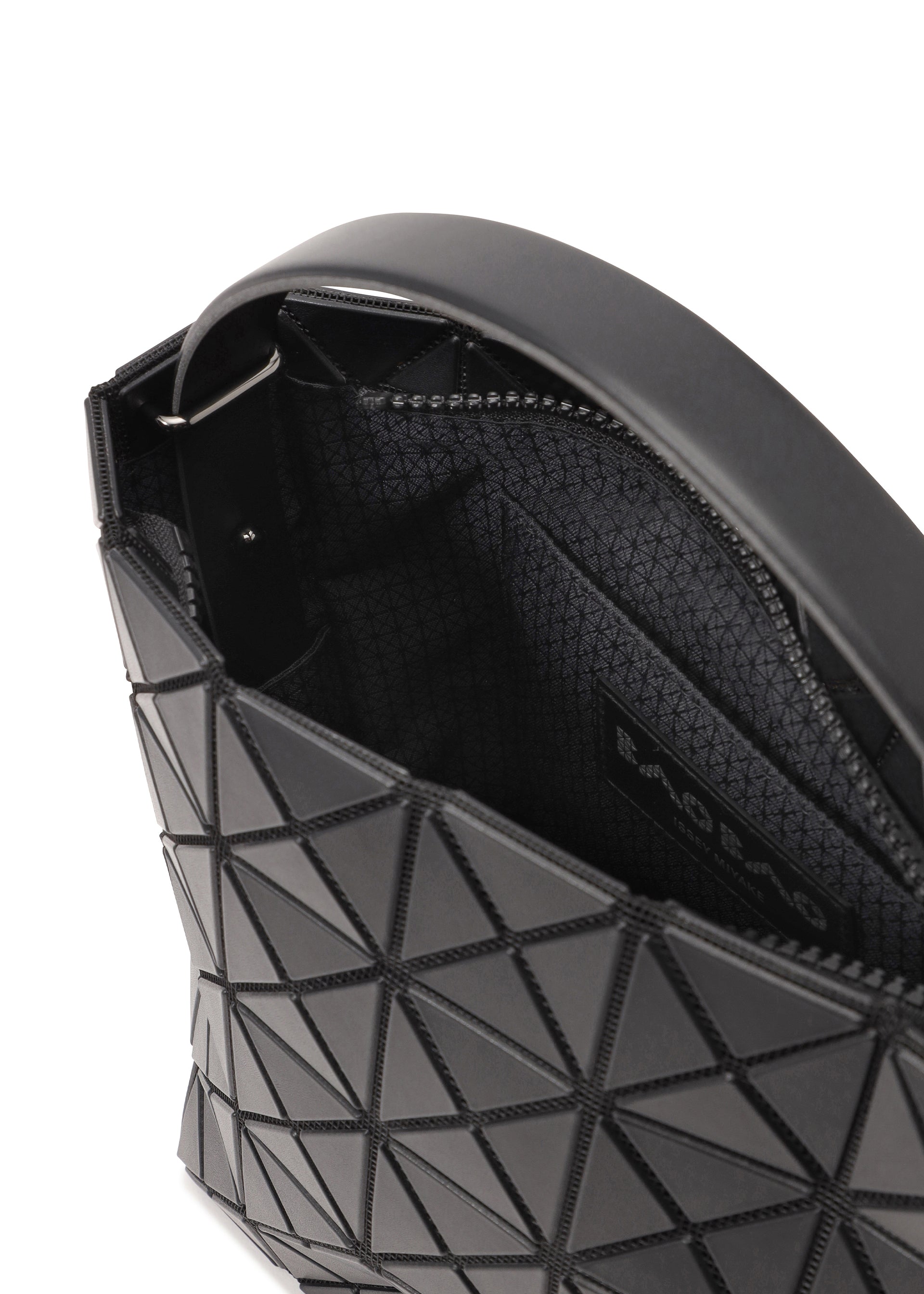 A detail shot of the BAO BAO ISSEY MIYAKE VALLEY 0.