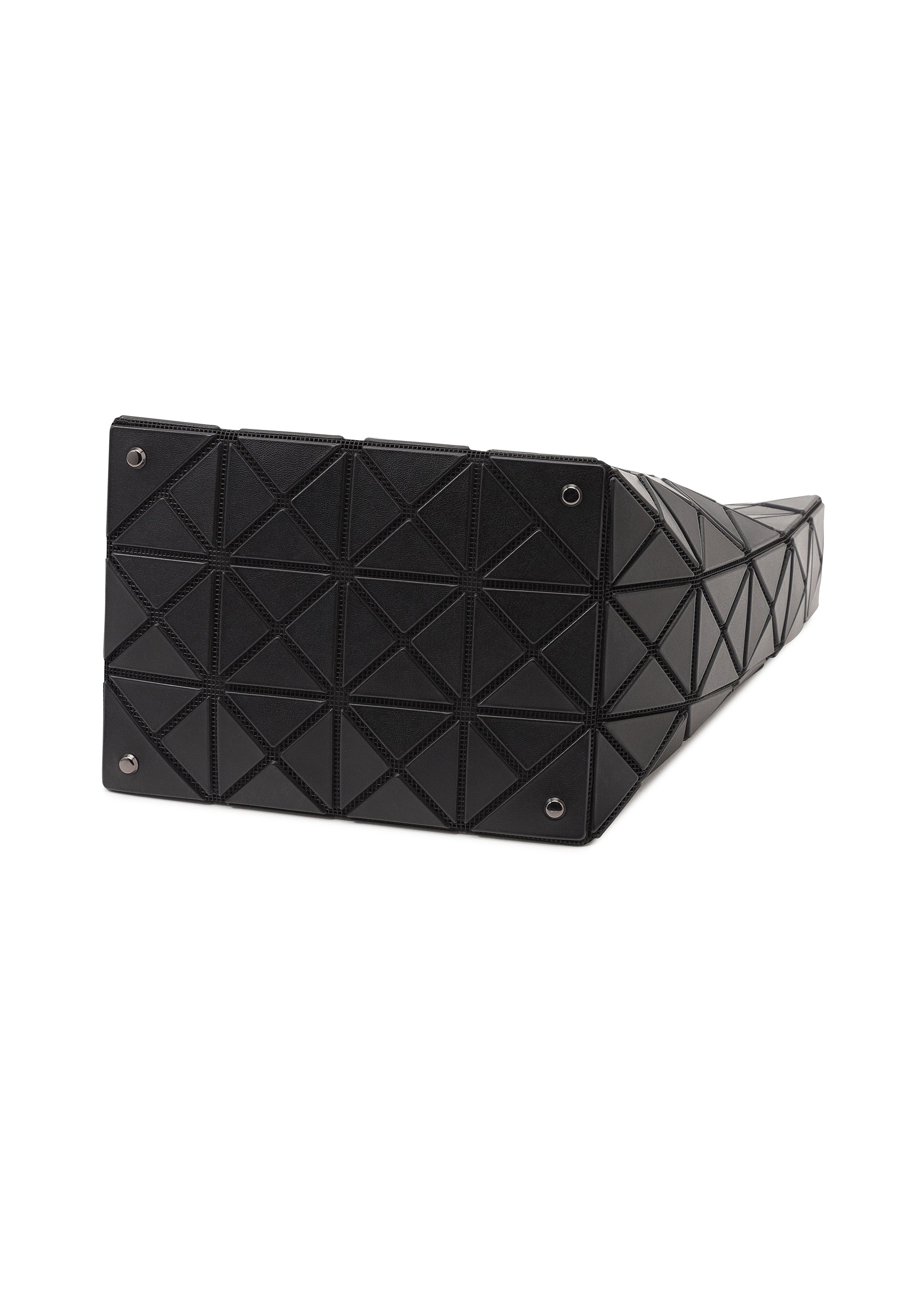 A detail shot of the BAO BAO ISSEY MIYAKE VALLEY 0.
