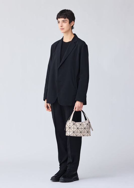 A model wears the BAO BAO ISSEY MIYAKE BOSTON 0.