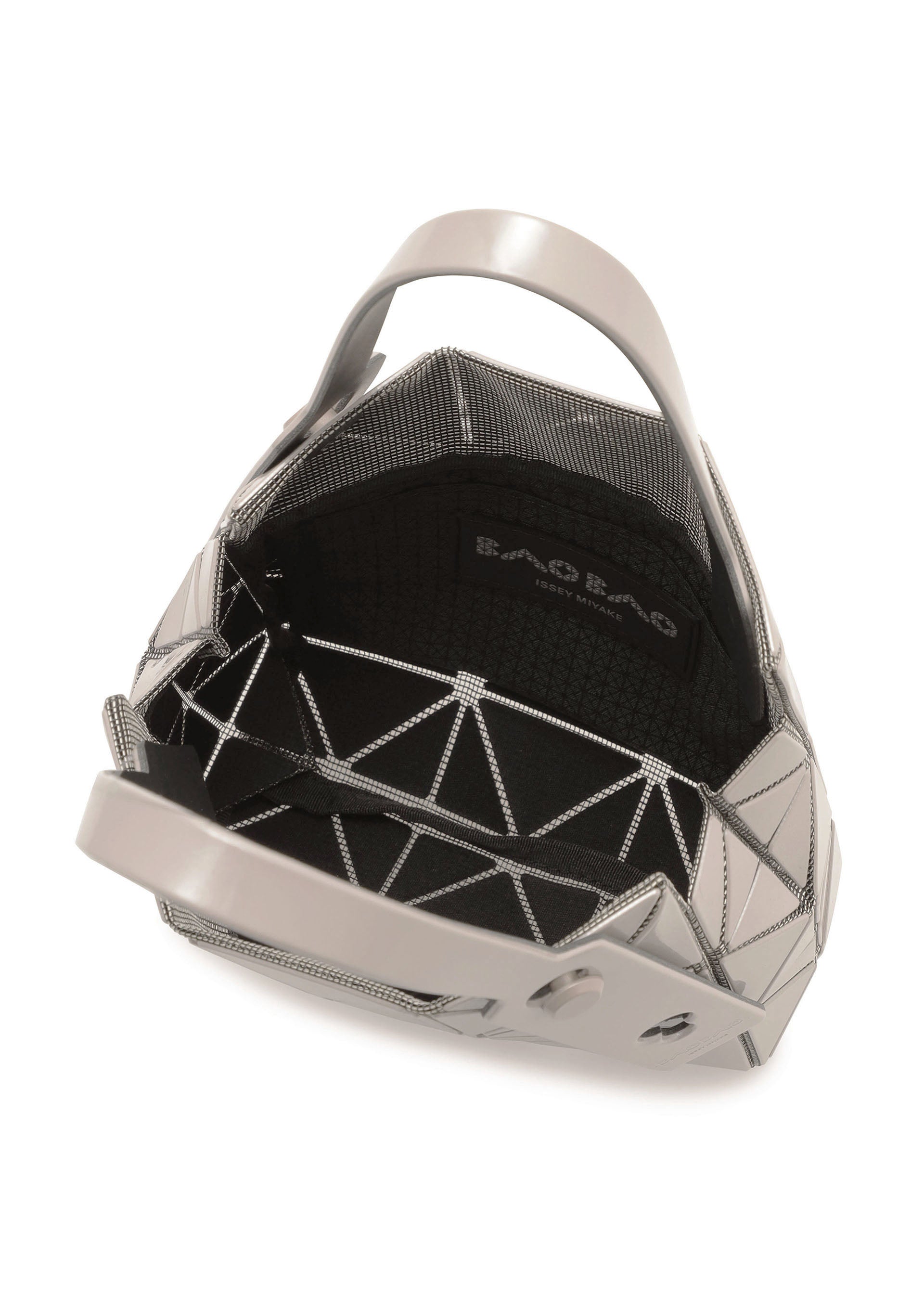 A detail shot of the BAO BAO ISSEY MIYAKE CARAT 0.