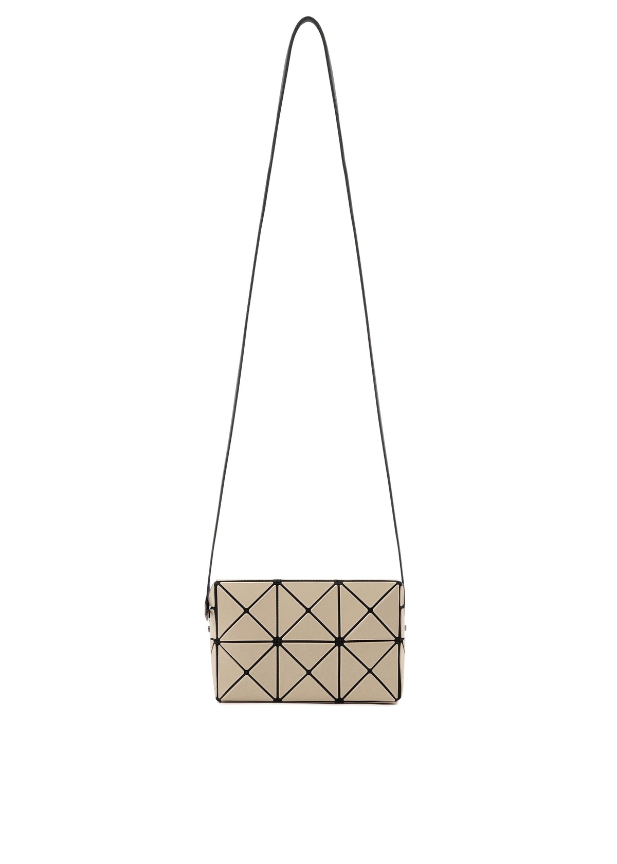A product shot of the BAO BAO ISSEY MIYAKE CUBOID shoulder bag in beige (41).