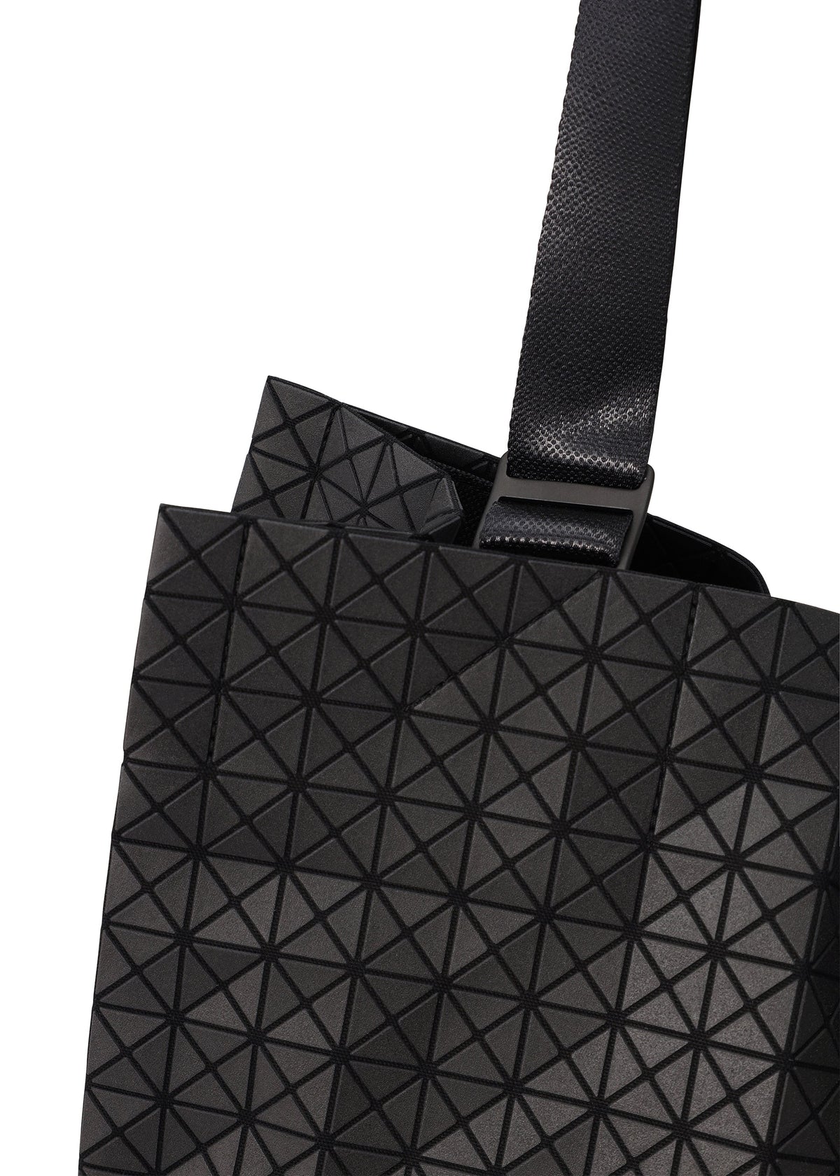 A detail shot of the BAO BAO ISSEY MIYAKE CART tote.