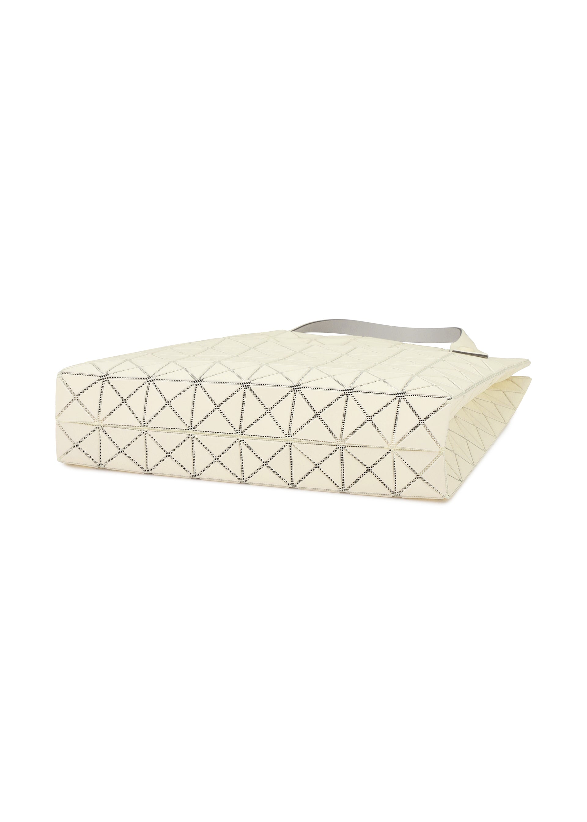バッグ BAOBAO ISSEY MIYAKE PRISM PLUS IVORY PRISM-PLUS – The official ISSEY MIYAKE ONLINE STORE | ISSEY MIYAKE UK