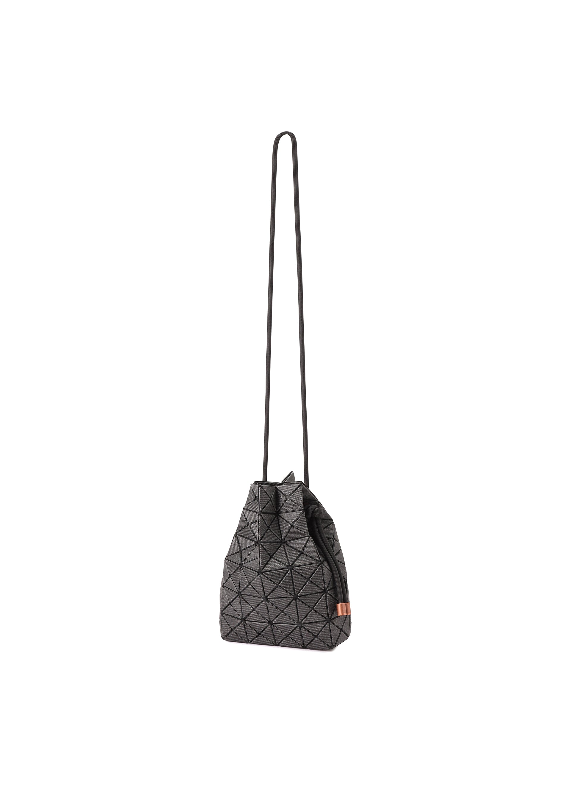 A detail shot of the BAO BAO ISSEY MIYAKE WRING DENIM shoulder bag.