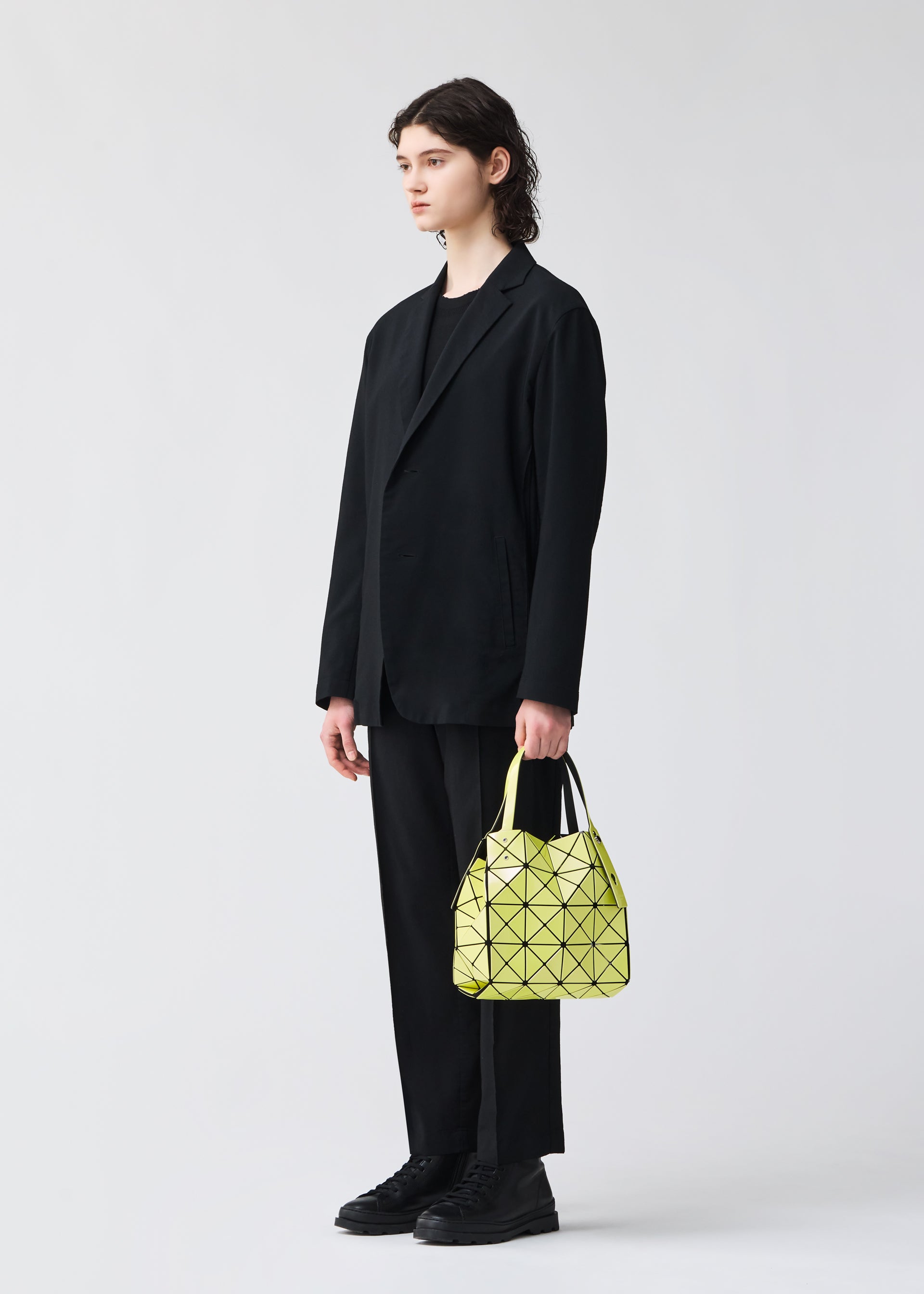CARAT – The official ISSEY MIYAKE ONLINE STORE | ISSEY MIYAKE UK