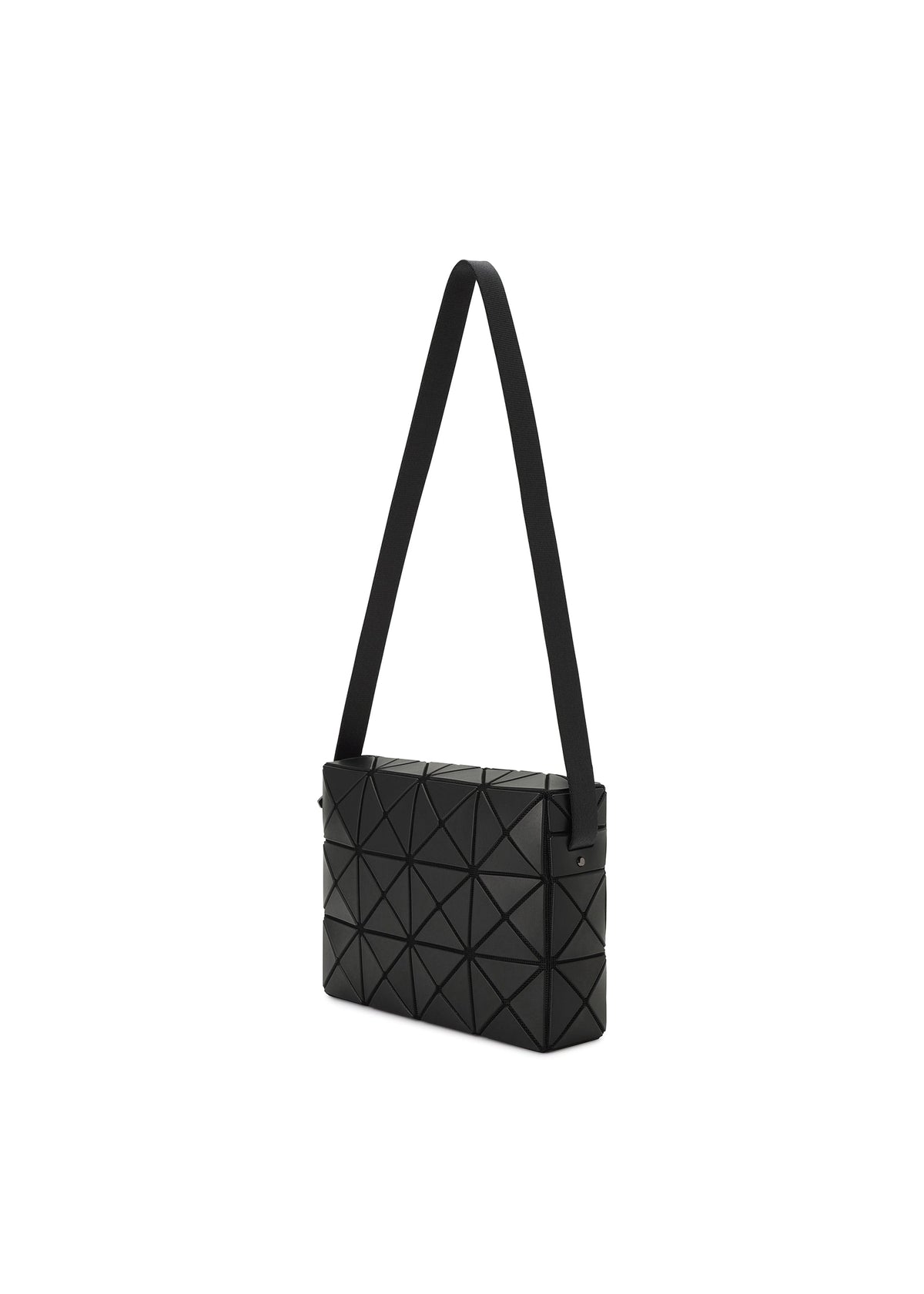 A detail shot of the BAO BAO ISSEY MIYAKE CUBOID shoulder bag.