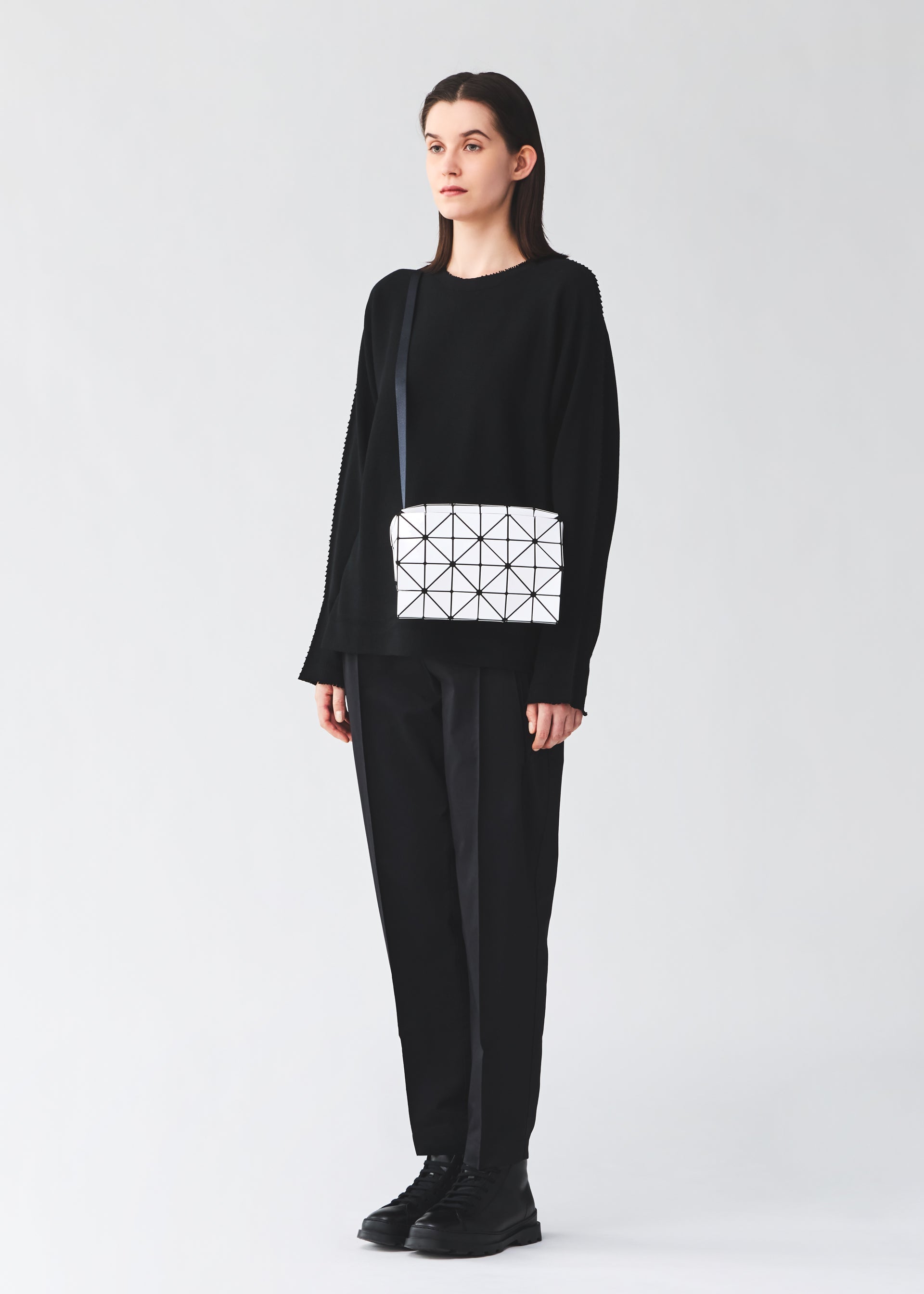 CARTON Shoulder Bag Silver