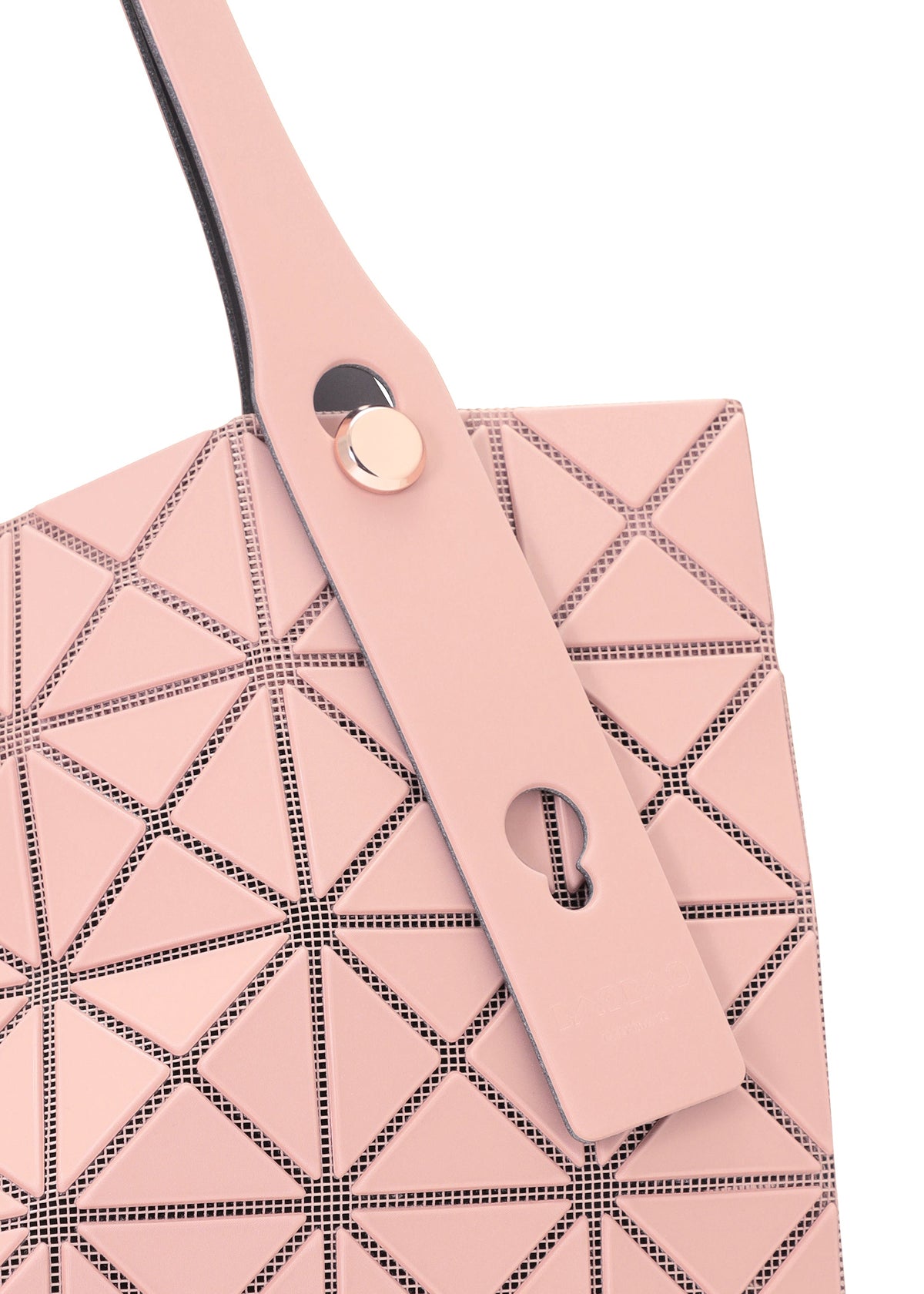 A detail shot of the BAO BAO ISSEY MIYAKE PRISM PLUS tote.