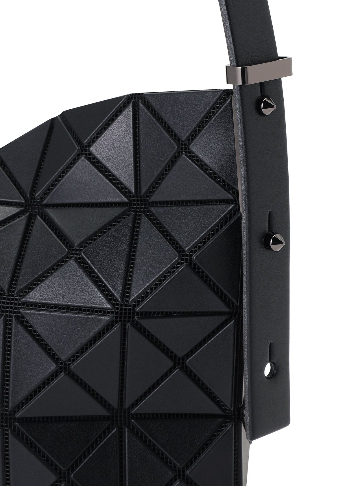 A detail shot of the BAO BAO ISSEY MIYAKE MUSETTE shoulder bag.
