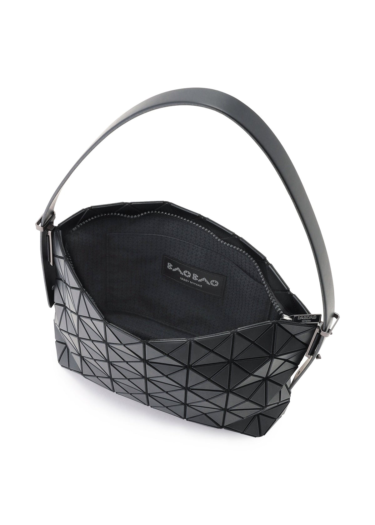 A detail shot of the BAO BAO ISSEY MIYAKE MUSETTE shoulder bag.