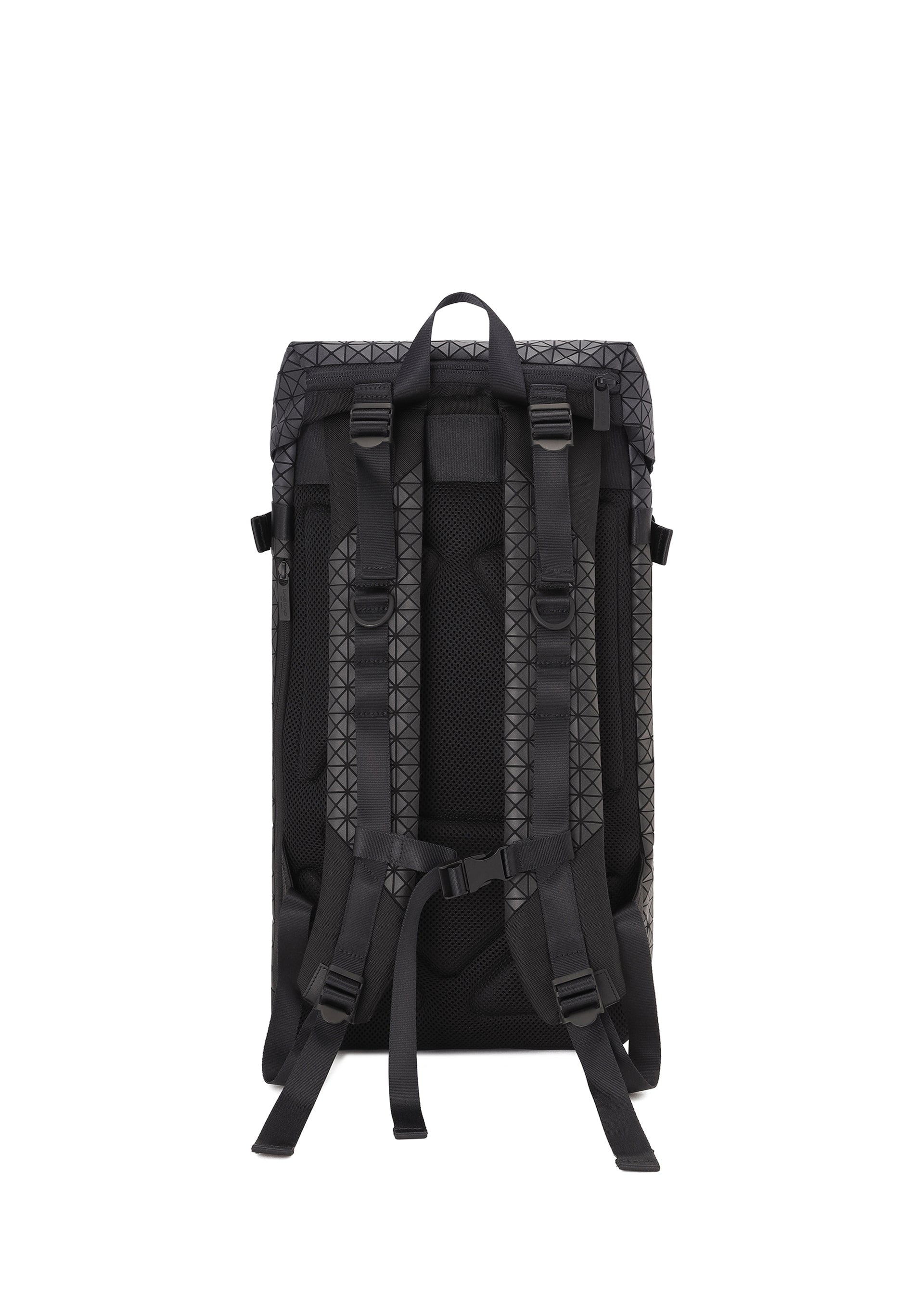 HIKER Backpack Matte Black – The official ISSEY MIYAKE ONLINE