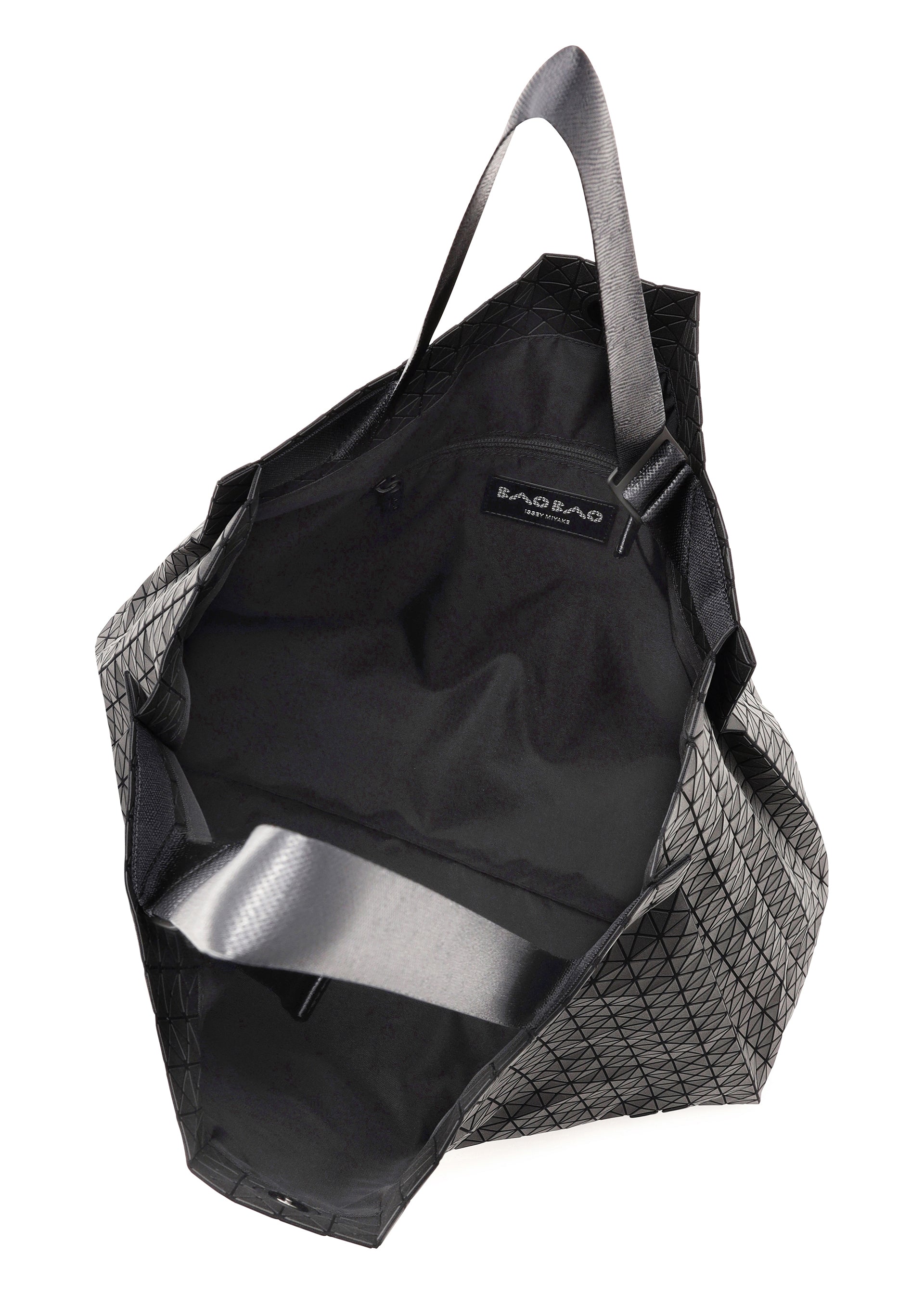 A detail shot of the BAO BAO ISSEY MIYAKE CART tote.