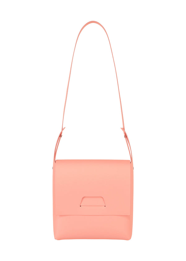 A product shot of the GOOD GOODS ISSEY MIYAKE BOX bag in pink (22).