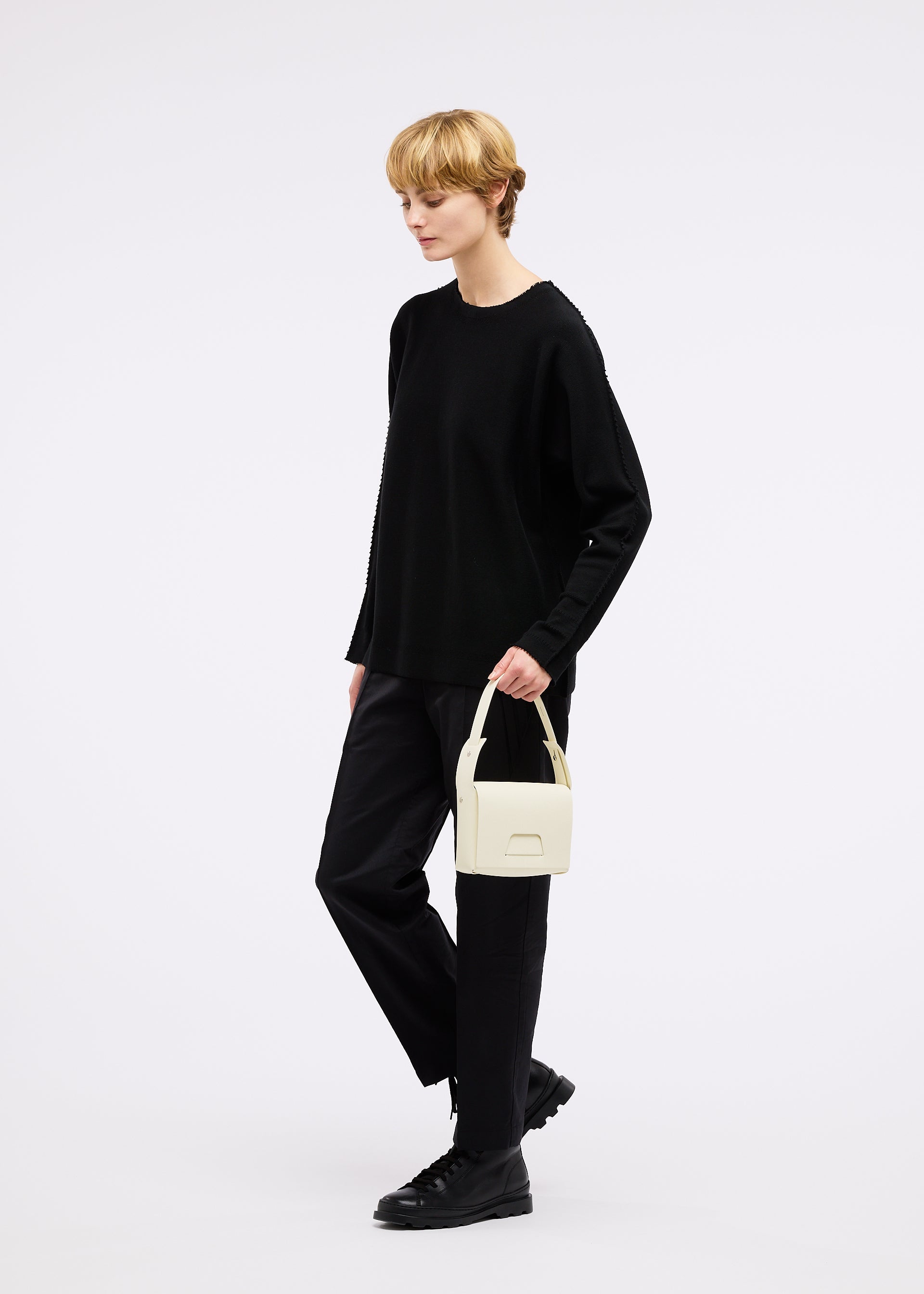 Shop GOOD GOODS ISSEY MIYAKE – The official ISSEY MIYAKE