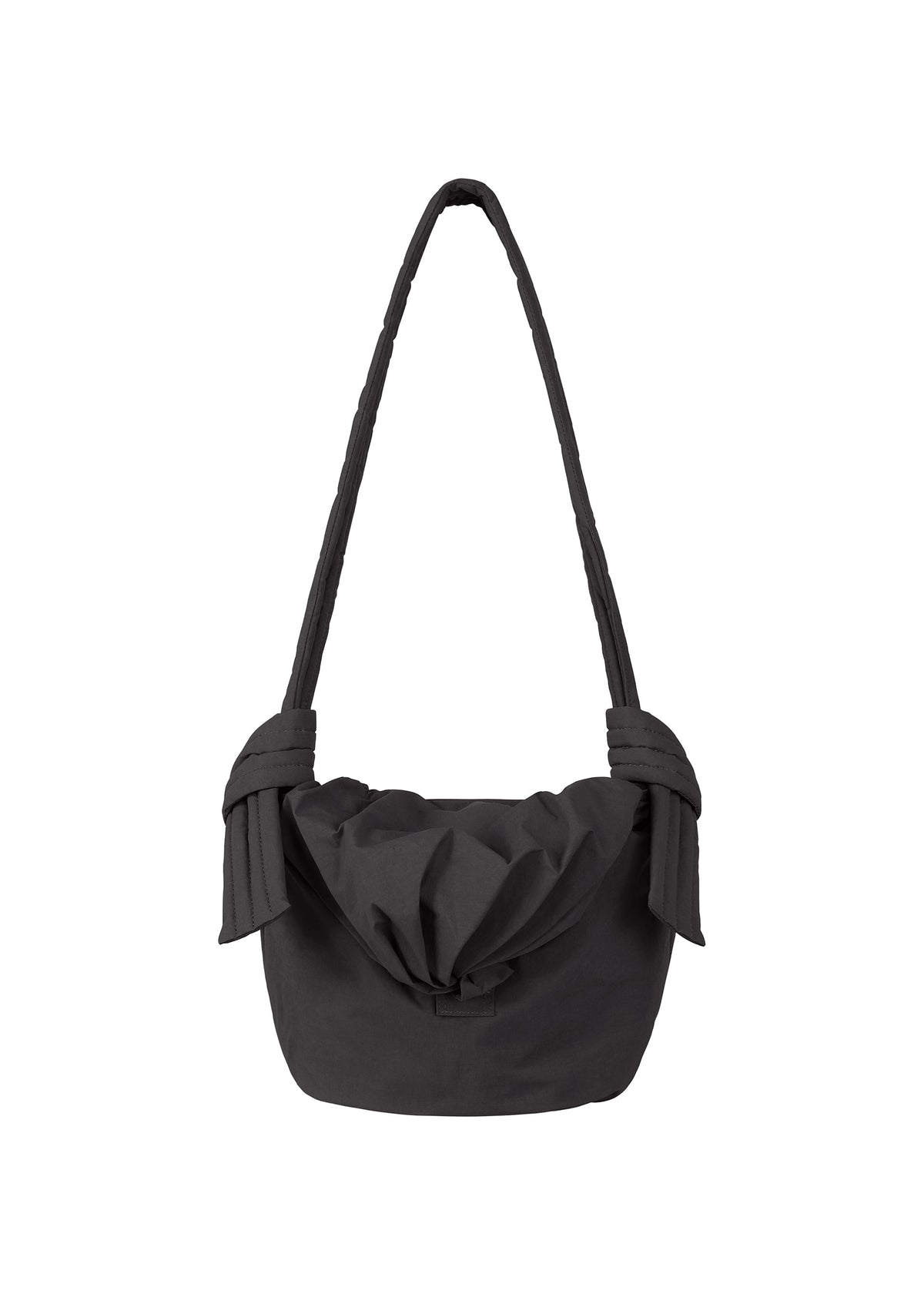 A product shot of the GOOD GOODS ISSEY MIYAKE FUWA FUWA bags in black (15).