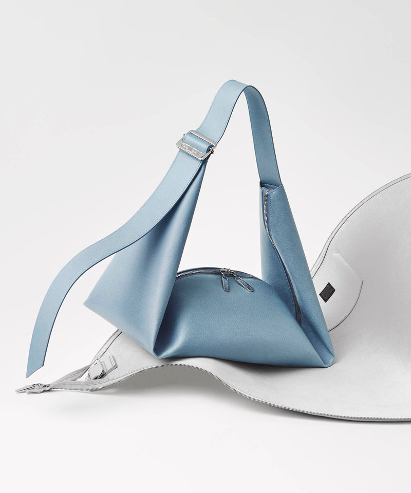 SIZE GUIDES The official ISSEY MIYAKE ONLINE STORE ISSEY MIYAKE UK