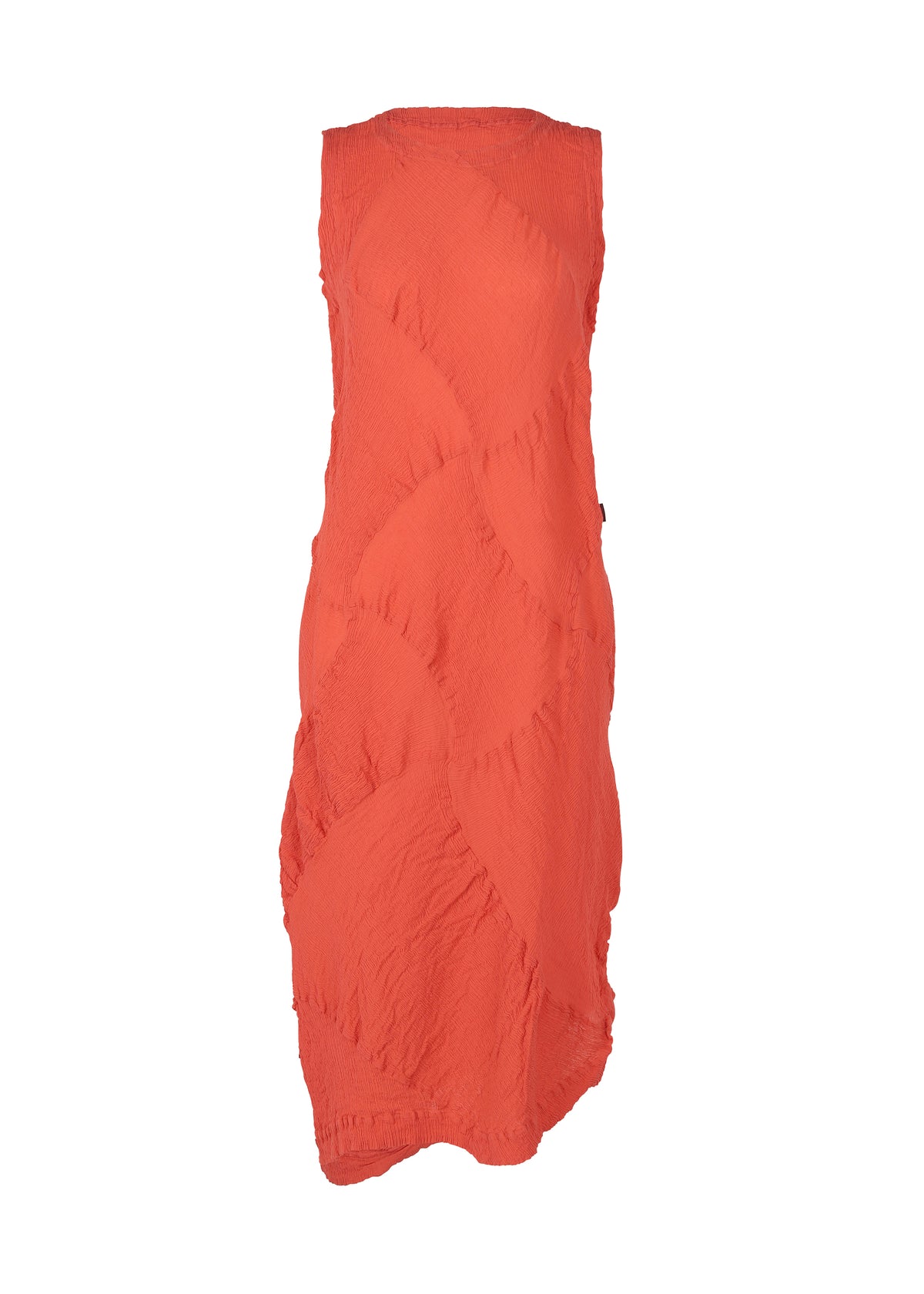 A product shot of the HAAT  KYO CHIJIMI SQUARE SPIRAL dress in coral (23)