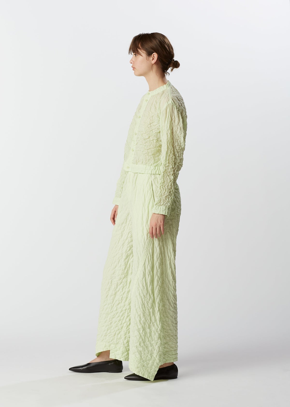 A model wears the HAAT KUMO trousers.